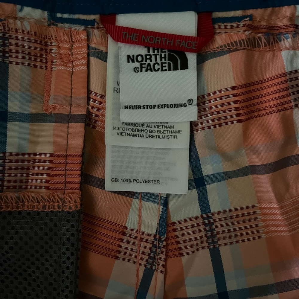 The North Face Shorts - Picture 5 of 7
